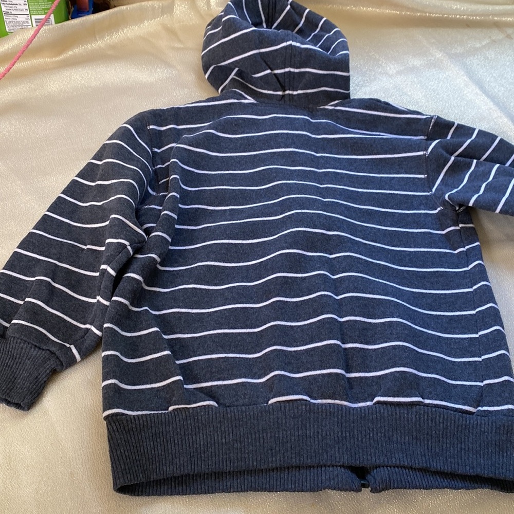 US Polo Assn boys size 7 half sleeve full zip sweater - Picture 2 of 3